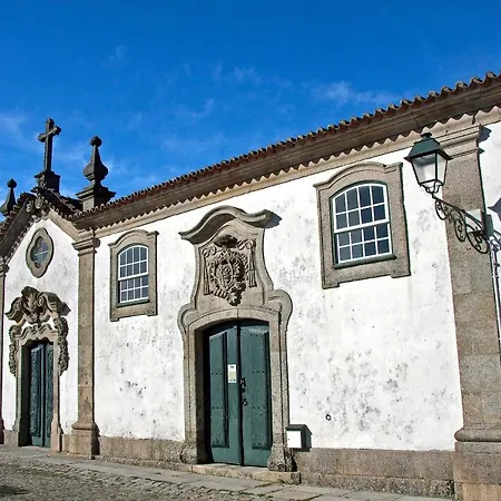 Alojamento de Acomodação e Pequeno-almoço Solar Dos Carvalhos