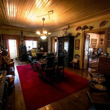 Alojamento de Acomodação e Pequeno-almoço Solar Dos Carvalhos