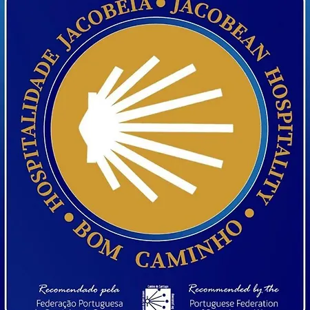 Solar Dos Carvalhos 3*