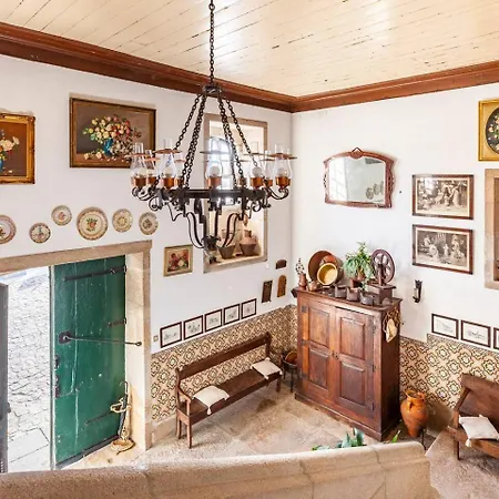 Alojamento de Acomodação e Pequeno-almoço Solar Dos Carvalhos