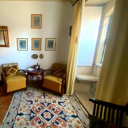 Alojamento de Acomodação e Pequeno-almoço Solar Dos Carvalhos Sernancelhe