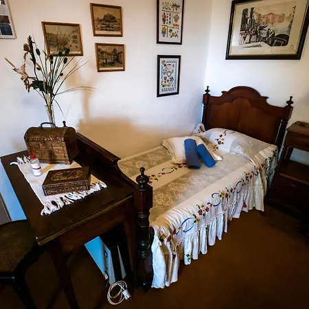 Alojamento de Acomodação e Pequeno-almoço Solar Dos Carvalhos 3*