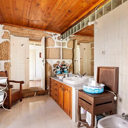 Solar Dos Carvalhos 3*