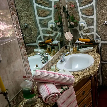 Bed and Breakfast Solar Dos Carvalhos Sernancelhe