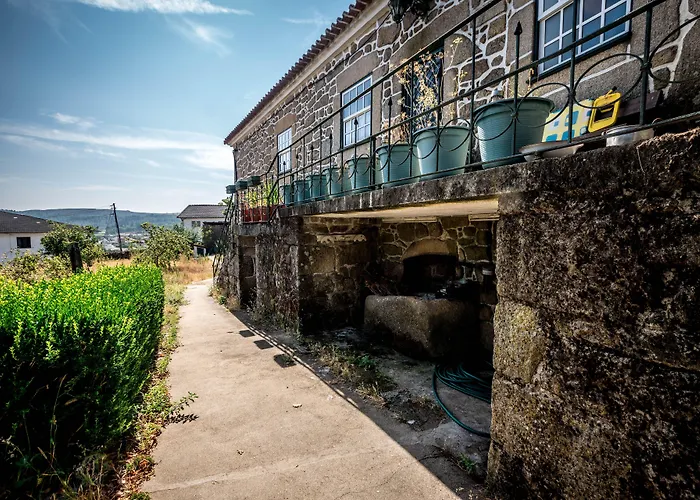 Solar Dos Carvalhos 3*